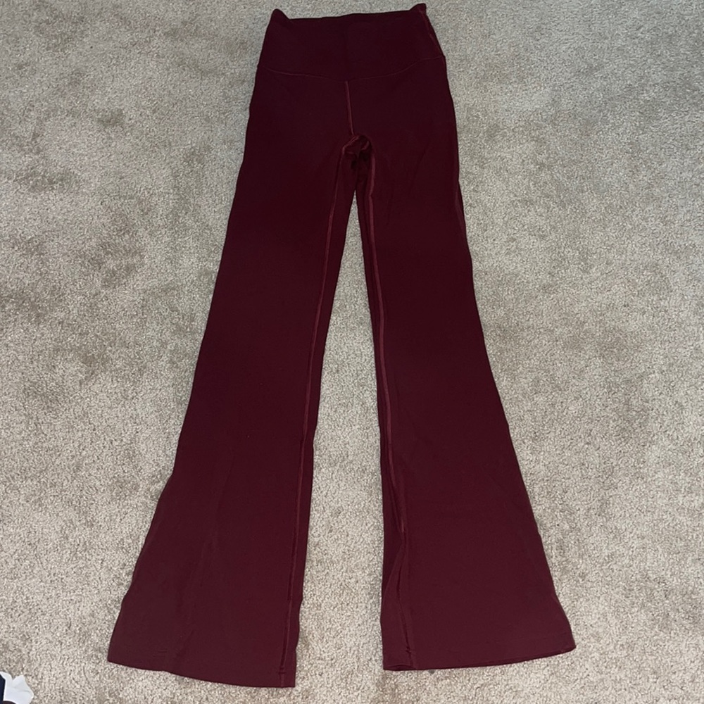 SOLD Lululemon groove pants